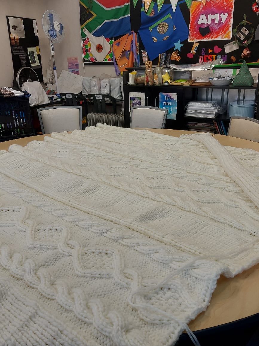 Phenomenal Women_Auction_Knitted Throw (6)